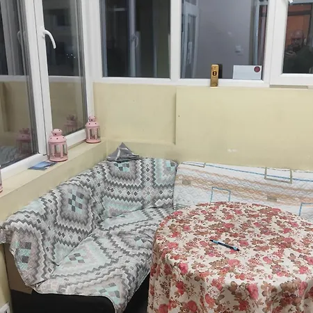 旅馆 лидер хаус *